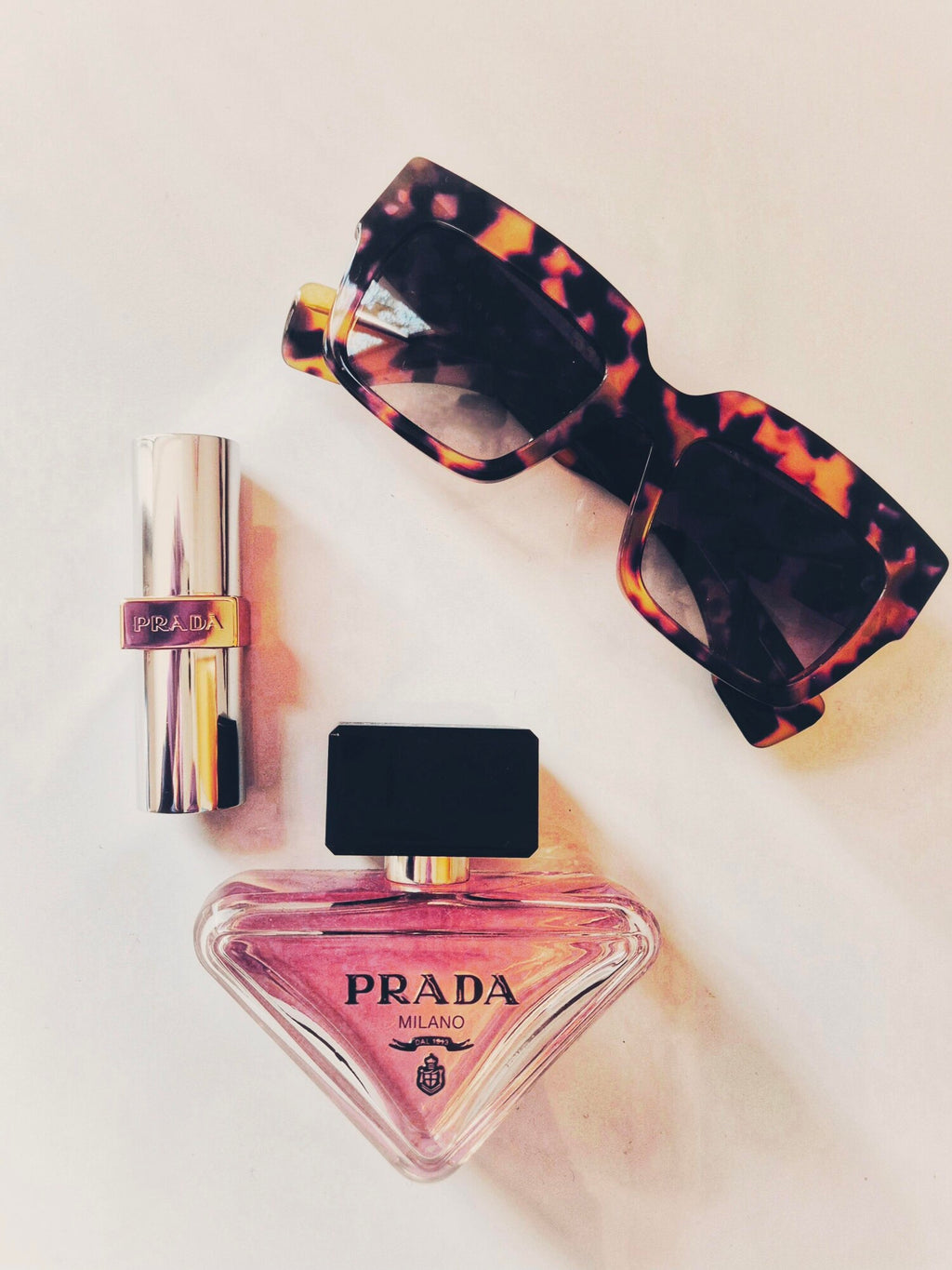 PRADA PARADOXE