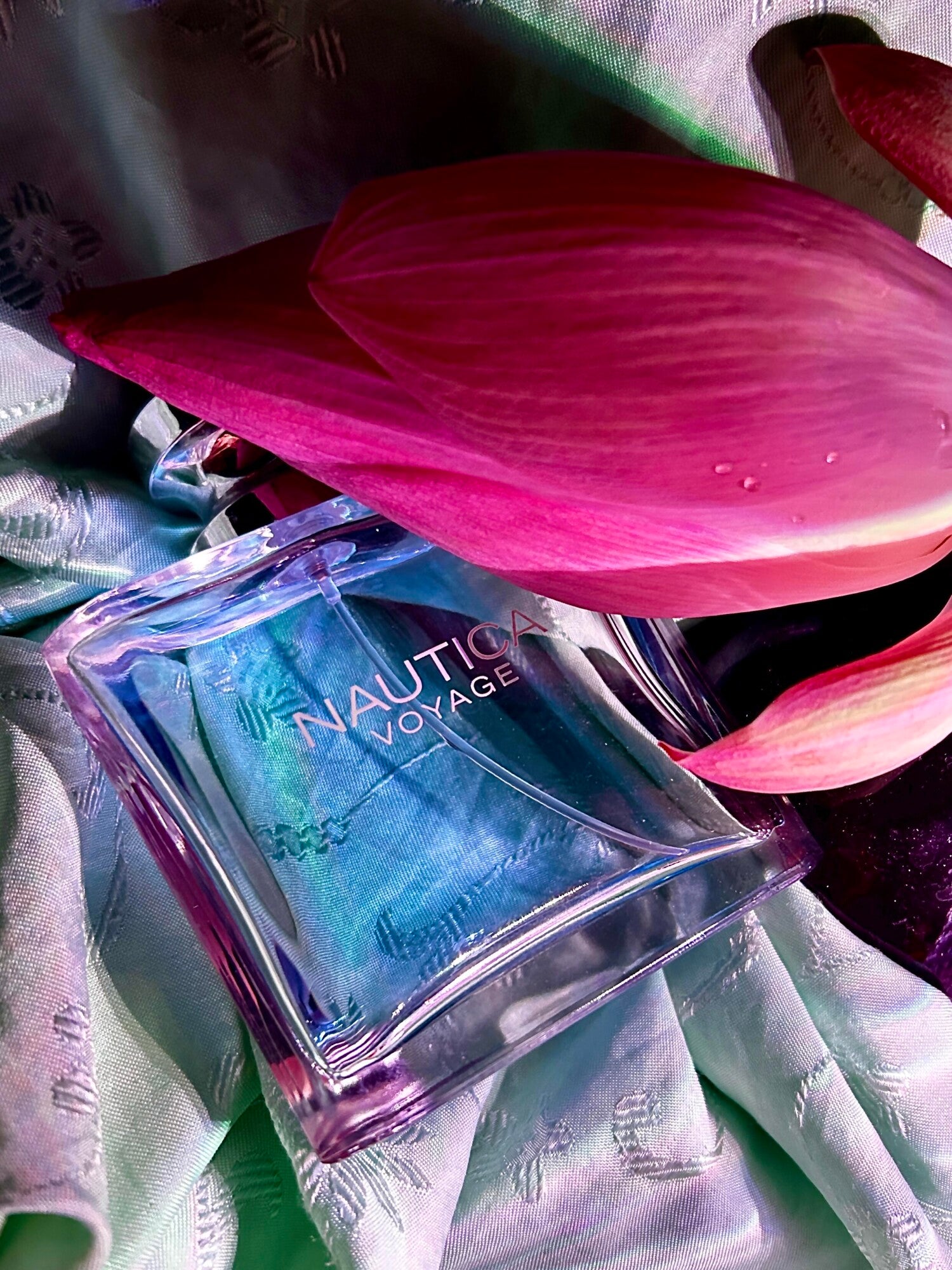 NAUTICA VOYAGE